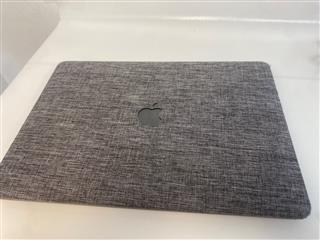 APPLE MACBOOK PRO A2338